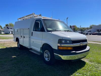 2014 Chevrolet Express 3500   - Photo 4 - Rushville, IN 46173