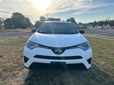 2018 Toyota RAV4 LE   - Photo 3 - Rushville, IN 46173