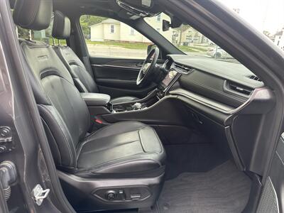 2022 Jeep Grand Cherokee Overland - Photo 12 - Rushville, IN 46173