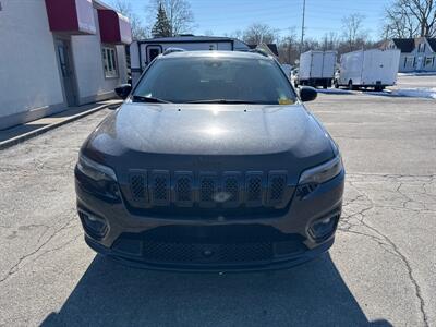 2023 Jeep Cherokee Altitude Lux   - Photo 3 - Rushville, IN 46173