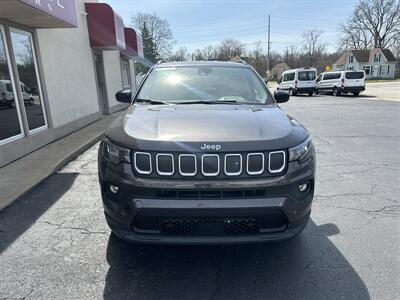 2022 Jeep Compass Latitude Lux   - Photo 3 - Rushville, IN 46173