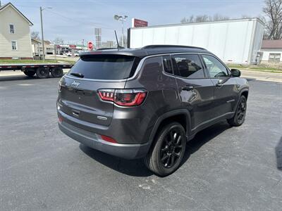 2022 Jeep Compass Latitude Lux   - Photo 5 - Rushville, IN 46173