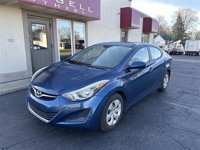 2016 Hyundai ELANTRA SE - Photo 2 - Rushville, IN 46173