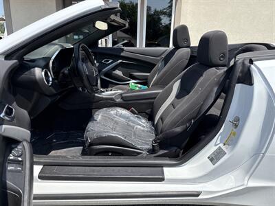 2019 Chevrolet Camaro LT   - Photo 9 - Rushville, IN 46173