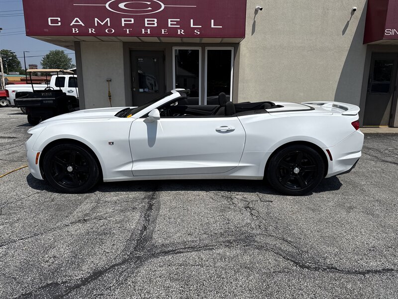 2019 Chevrolet Camaro LT - Photo 1 - Rushville, IN 46173