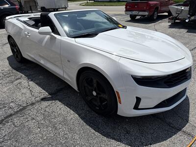 2019 Chevrolet Camaro LT   - Photo 4 - Rushville, IN 46173
