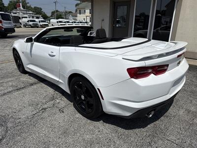 2019 Chevrolet Camaro LT   - Photo 10 - Rushville, IN 46173