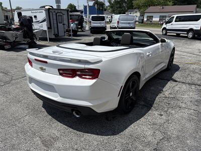2019 Chevrolet Camaro LT   - Photo 6 - Rushville, IN 46173