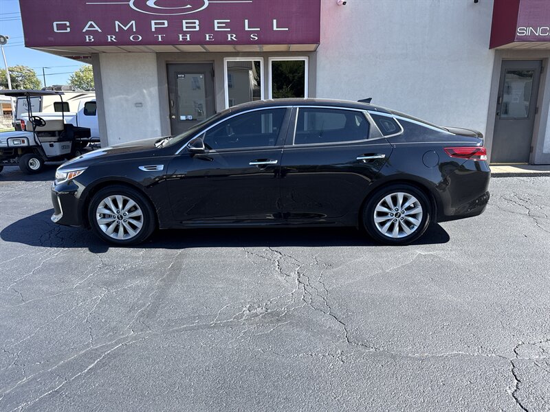 2018 Kia Optima S - Photo 1 - Rushville, IN 46173