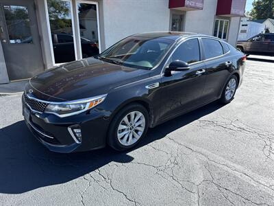 2018 Kia Optima S   - Photo 2 - Rushville, IN 46173