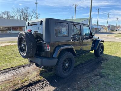 2008 Jeep Wrangler Unlimited Sahara   - Photo 6 - Rushville, IN 46173