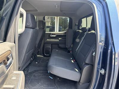 2022 Chevrolet Silverado 1500 LT - Photo 10 - Rushville, IN 46173