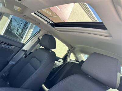 2022 Honda Civic EX   - Photo 10 - Rushville, IN 46173