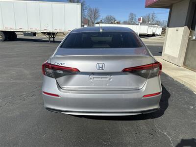 2022 Honda Civic EX   - Photo 6 - Rushville, IN 46173