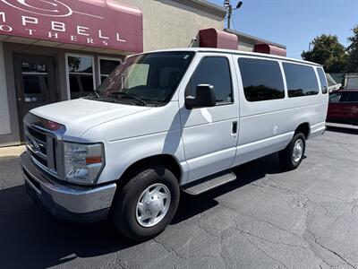 2014 Ford E-350 SD XLT   - Photo 2 - Rushville, IN 46173