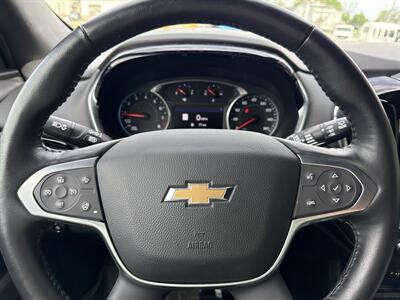 2022 Chevrolet Traverse LT Leather   - Photo 10 - Rushville, IN 46173