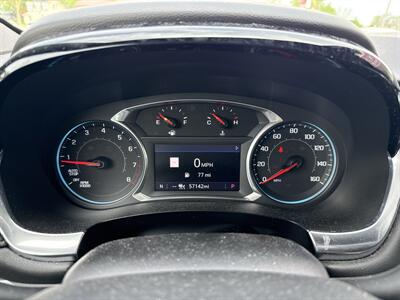 2022 Chevrolet Traverse LT Leather   - Photo 11 - Rushville, IN 46173