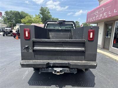 2022 Chevrolet Silverado 3500HD CC Work Truck - Photo 6 - Rushville, IN 46173