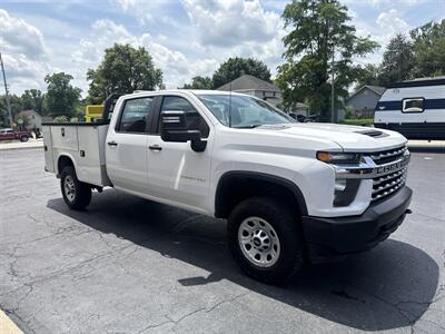 2022 Chevrolet Silverado 3500HD CC Work Truck - Photo 4 - Rushville, IN 46173