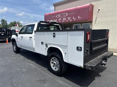 2022 Chevrolet Silverado 3500HD CC Work Truck - Photo 7 - Rushville, IN 46173