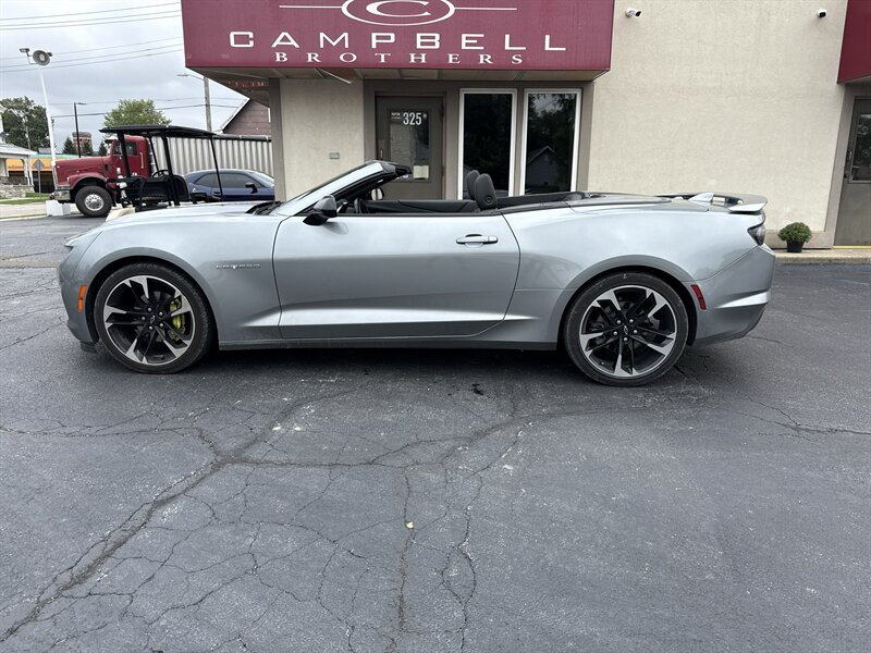 2023 Chevrolet Camaro LT   - Photo 1 - Rushville, IN 46173