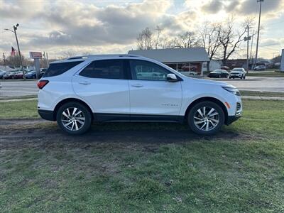 2022 Chevrolet Equinox Premier   - Photo 5 - Rushville, IN 46173