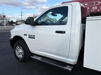 2018 RAM 2500 Tradesman   - Photo 11 - Rushville, IN 46173
