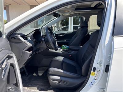 2021 Toyota RAV4 Hybrid Limited   - Photo 9 - Rushville, IN 46173