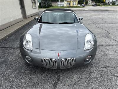 2006 Pontiac Solstice Convertible   - Photo 3 - Rushville, IN 46173