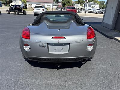 2006 Pontiac Solstice Convertible   - Photo 7 - Rushville, IN 46173