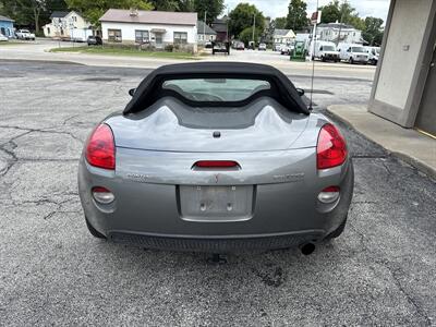 2006 Pontiac Solstice Convertible   - Photo 7 - Rushville, IN 46173