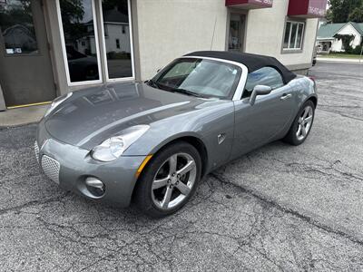 2006 Pontiac Solstice Convertible   - Photo 2 - Rushville, IN 46173