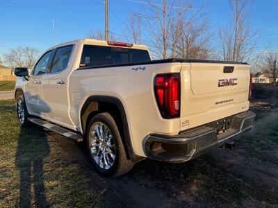 2023 GMC Sierra 1500 SLT   - Photo 8 - Rushville, IN 46173