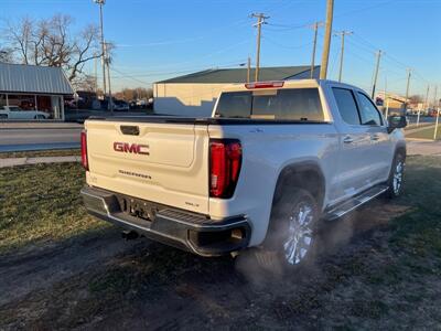 2023 GMC Sierra 1500 SLT   - Photo 6 - Rushville, IN 46173