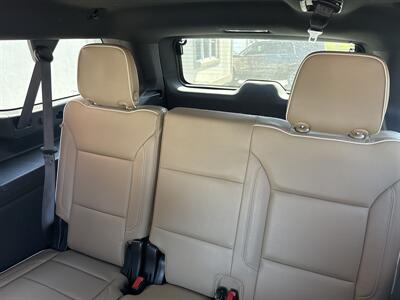 2023 Chevrolet Suburban Premier   - Photo 13 - Rushville, IN 46173