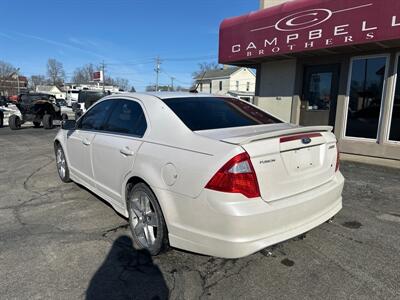 2011 Ford Fusion Sport   - Photo 9 - Rushville, IN 46173