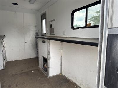 2021 Mobile Tech Splice Trailer   - Photo 11 - Rushville, IN 46173