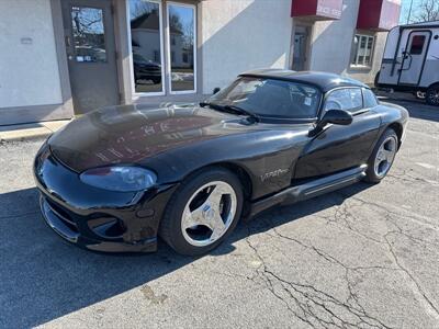 1995 Dodge Viper RT/10   - Photo 2 - Rushville, IN 46173