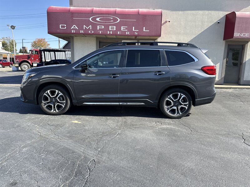 2024 Subaru Ascent Limited 7-Passenger   - Photo 1 - Rushville, IN 46173