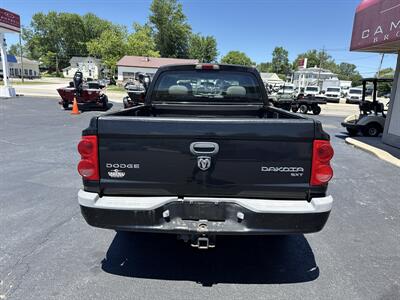 2009 Dodge Dakota BigHorn - Photo 6 - Rushville, IN 46173