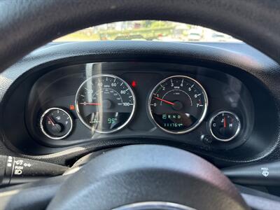 2015 Jeep Wrangler Sport   - Photo 10 - Rushville, IN 46173