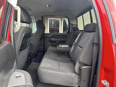 2014 Chevrolet Silverado 2500 LT   - Photo 14 - Rushville, IN 46173