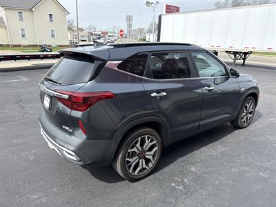 2022 Kia Seltos SX   - Photo 6 - Rushville, IN 46173