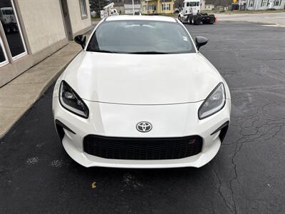 2024 Toyota GR86 Premium - Photo 3 - Rushville, IN 46173