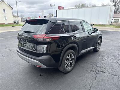 2023 Nissan Rogue SV   - Photo 5 - Rushville, IN 46173