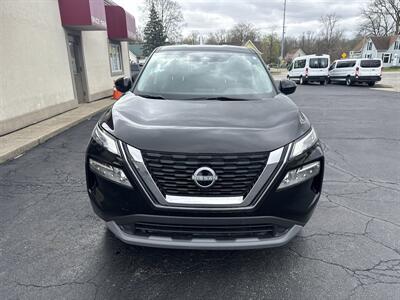 2023 Nissan Rogue SV   - Photo 4 - Rushville, IN 46173