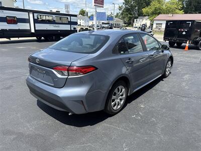 2024 Toyota Corolla LE   - Photo 5 - Rushville, IN 46173