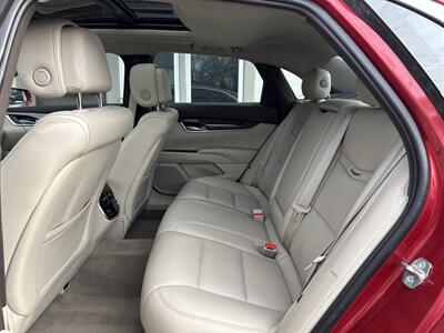 2014 Cadillac XTS Luxury Collection   - Photo 11 - Rushville, IN 46173