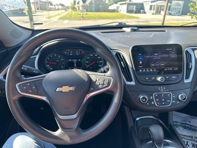 2022 Chevrolet Malibu LT   - Photo 15 - Rushville, IN 46173