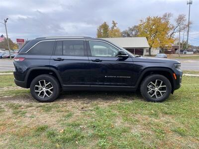 2023 Jeep Grand Cherokee Limited   - Photo 5 - Rushville, IN 46173